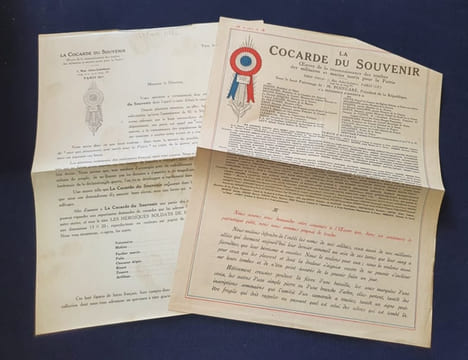 Les héroiques Soldats de France - Série 1 - 8 planches artistiques - La cocarde du souvenir . undefined