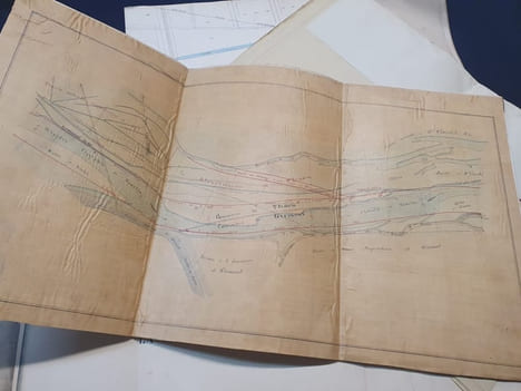Ensemble de 25 plans anciens ( 1880/1950) de la Blanchisserie Teintuerie de Thaon les Vosges . undefined