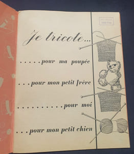 Je tricote ... pour ma poupée ... pour mon petit frère ... pour moi ... pour mon petit chien