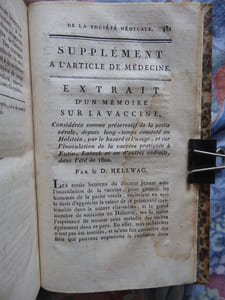 Extrait d’un mémoire sur la vaccine, considérée comme préservatif de la petite vérole, depuis longtemps constaté en Holstein, par le hasard et l’usage, et sur l’inoculation de la vaccine pratiquée à Eutin, Lubeck et en d’autres endroits, dans l’été 1800».