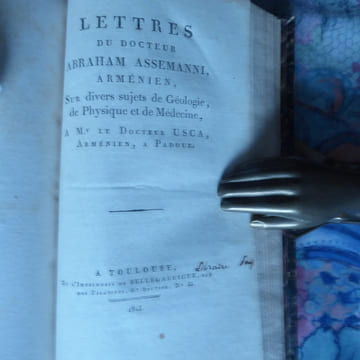 [I]- BOURDON (Isidore) : Essai sur l’influence de la pesanteur sur quelques phénomènes de la vie.  Paris, de l’Imprimerie de A Belin, 1819. 32pp. ...