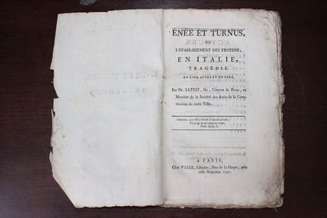 [Auvergne] Enée et Turnus ou l'établissement des Troyens en Italie - tragédie.. Pr. Leyrit fils, citoyen de Riom, membre de la Société des Amis de la ...