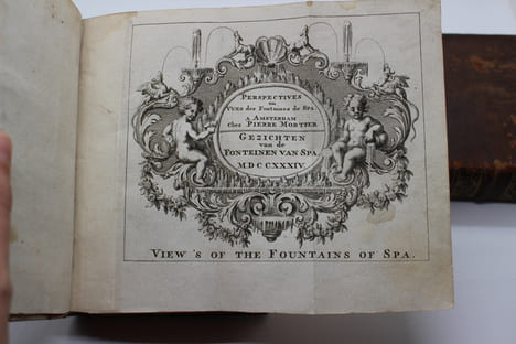 Amusemens des eaux de Spa, ouvrage utile à ceux qui vont boire des eaux Minérales sur les lieux.. Karl-Ludwig von Pöellnitz,