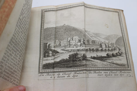 Amusemens des eaux de Spa, ouvrage utile à ceux qui vont boire des eaux Minérales sur les lieux.. Karl-Ludwig von Pöellnitz,