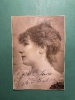 Photographie dédicacée. Sarah Bernhardt (1844-1923), actrice.