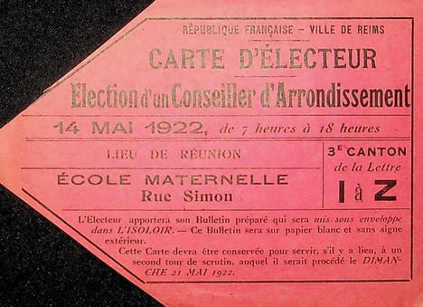 Pièce signée : Carte d'électeur. René Maublanc (1891-1960), philosophe, écrivain, antifasciste.
