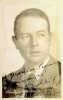 Photographie d&eacute;dicac&eacute;e. Paul Colline (1895-1991), chansonnier, acteur, &eacute;crivain, r&eacute;alisateur.