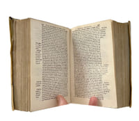 "LES ESSAIS DE MICHEL SEIGNEUR DE MONTAIGNE. EDITION NOUVELLE ENRICHIE DANOTATIONS EN MARGE : CORRIGEE ET AUGMENTEE D'UN TIERS...".