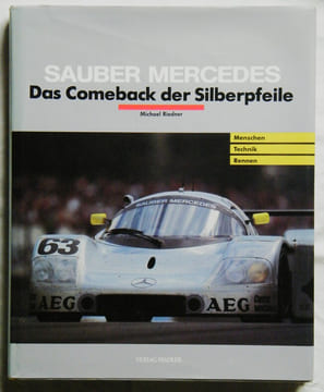 SAUBER MERCEDES Das Comeback der Silberpfeile
Le retour des flèches d'argent. Riedner Michael