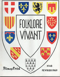 Folklore vivant. Lot de 42 bulletins, du n° 11 (octobre 1961) au n° 52/53 (juin 1971) et 2 bulletins non numérotés.