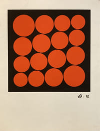 Composition ronds rouges.
