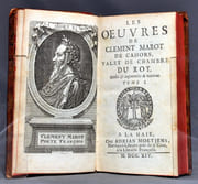 Les oeuvres de Clément Marot de Cahors, valet de chambre du Roy. Revûes et augmentées de nouveau. par MAROT DE CAHORS Clément: - Image 2