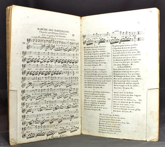 Couplets, chants & hymnes militaires.