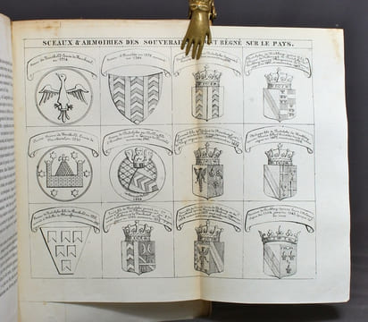 Description topographique et économique de la mairie de Neuchâtel avec des notes historiques et des planches.. CHAMBRIER Samuel de: