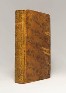 Constitution de l'Angleterre, ou état du gouvernement anglais, comparé avec la forme républicaine & avec les autres monarchies de l'Euorpe. Nouvelle édition entièrement revue & corrigée sur la quatrième édition anglaise, dédiée au Roi d'Ang(re) & ornée du portrait de l'auteur.