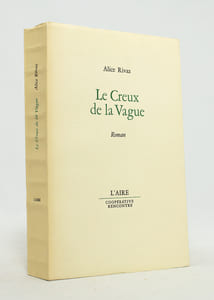 Le creux de la vague. Roman.