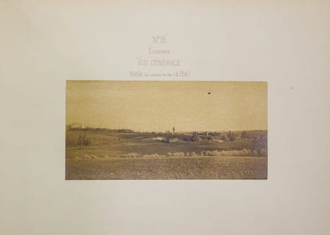 Chemin de fer du Nord. Ligne de Paris à Compiègne par Chantilly. Petites vues photographiques.. BALDUS Édouard: