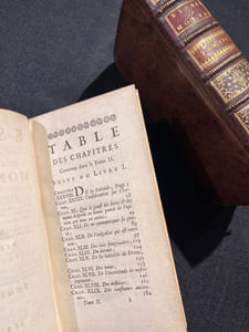 Essais de Michel seigneur de Montaigne, donnez sur les plus anciennes et les plus correctes éditions; augmentez de plusieurs lettres de l'auteur et où les passages grecs, latins et italiens sont traduits plus fidellement, et citez plus exactement que dans aucune des précédentes.