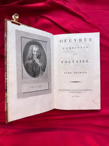 Oeuvres complètes de Voltaire.