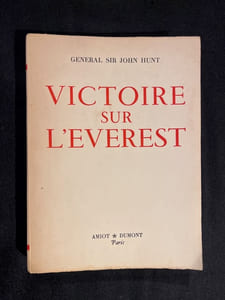 Victoire sur l'Everest ("The ascent of Everest").