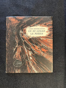 En su Lugar, la Poesía.