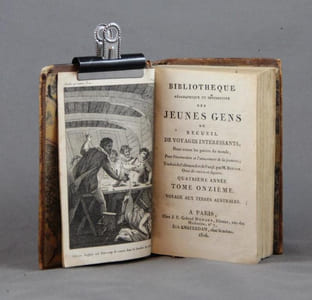Voyage aux Terres australes et dans la mer du Sud par Magellan, Drake, Cavendish, Lemaire, Tasman et autres. [suivi de] Voyage de Woods-Rogers autours du monde. Tome 11 et 12, quatrième année, de la Bibliothèque géographique et instructive des jeunes gens ou Recueil de voyages intéressants, dans toutes les parties du monde, pour l’instruction et l’amusement de la jeunesse.
