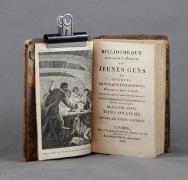 Voyage aux Terres australes et dans la mer du Sud par Magellan, Drake, Cavendish, Lemaire, Tasman et autres. [suivi de] Voyage de Woods-Rogers autours ...
