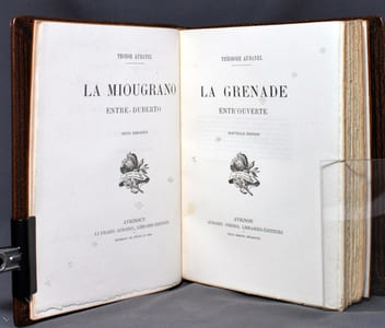 La miougrano entre-duberto. La grenade entr’ouverte.