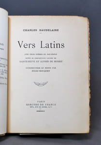 Vers latins avec trois poèmes en fac-simile suivis de compositions latines de Sainte-Beuve et Alfred de Musset.