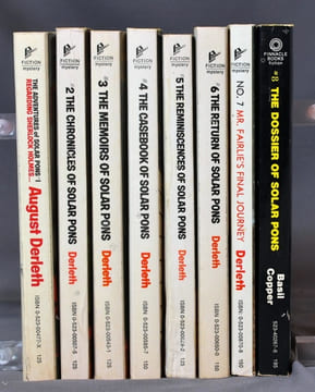 Regarding Sherlock Holmes... I: The adventures of Solar Pons - II: The chronicles of Solar Pons - III: The memoirs of Solar Pons - IV: The casebook of ...