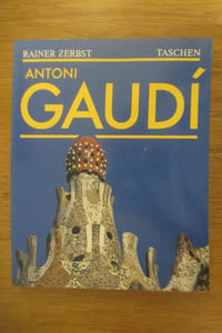 ANTONI GAUDÍ