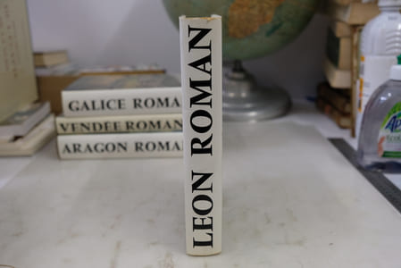 Leon Roman