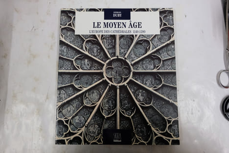 LE MOYEN AGE L'EUROPE DES CATHEDRALES 1140 / 1280. GEORGES DUBY