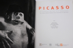 Picasso, el hombre de las mil mascaras espagnole. Collectif