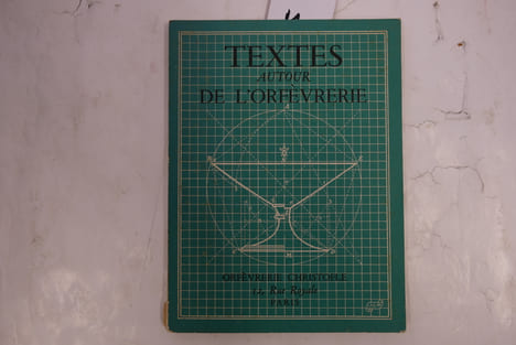 Textes autour de l'orfèvrerie. Collectif