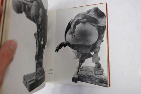 Trois Sculpeurs: Cesar, Roel D'Haese, Tinguely
. Coll