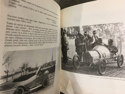 Bugatti les meubles, les sculptures, les autos