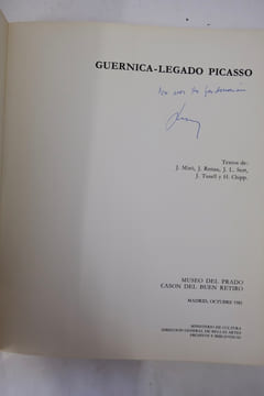 Catalogue d'Exposition - Octubre 1981 - Muséo del Prado - Guernica - Legado Picasso
. Miro J., J. Renau, L. Sert, J. Tusell y H. Chipp