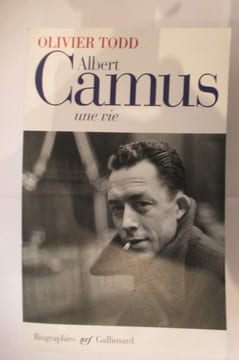 ALBERT CAMUS une vie.. Olivier Todd