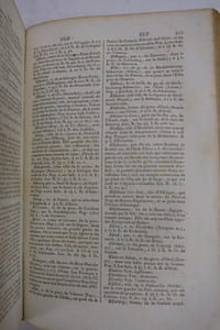 Nouveau dictionnaire géographique universel, contenant la description détaillée des Régions, Empires, Royaumes, Républiques, Provinces, Villes, Bourgs, Villages, Océans, Mers, Iles, Ports, Lacs, Canaux, Caps, Montagnes, etc., des différentes parties du Monde; ainsi que tout ce qui a rapport à la forme des gouvernements, aux moeurs et aux religions de leurs divers habitants.