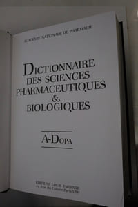 Dictionnaire des sciences pharmaceutiques et biologiques. 3 volumes.