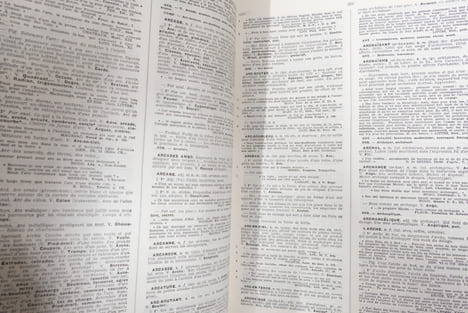 Dictionnaire alphabétique et analogique de la langue française par Paul Robert; Les mots et les associations d'idées; En 6 tomes + 1 supplément. Paul ...