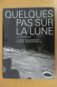 QUELQUES PAS SUR LA LUNE
