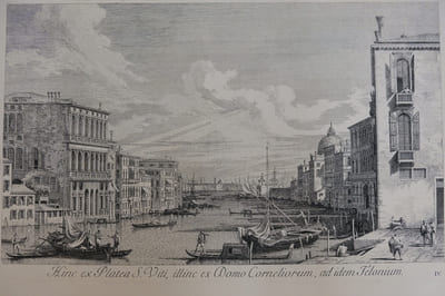 Vue sur le Grand Canal depuis la rue San Vitus.
