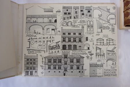 Croquis. Troisième album. Région du Midi.
