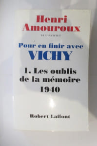 POUR EN FINIR AVEC VICHY. En 2 tomes.