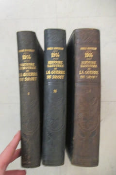1914. HISTOIRE ILLUSTREE de LA GUERRE DU DROIT. En 3 tomes.
. Emile Hinzelin