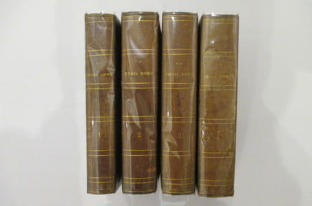 LES TROIS ROME. Journal d'un voyage en Italie. En 4 tomes. Accompagné d'un plan de Rome ancienne et moderne et d'un plan de Rome souterraine ou des catacombes.