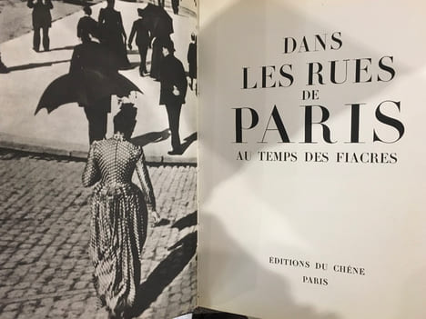 Dans les rues de Paris au temps des fiacres. N.A.