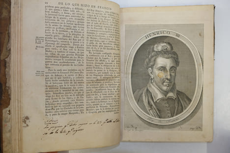 Guerras de Flandes, tercera decada, de lo que hizo en Francia Alexandro Farnese, Tercero Duque De Parma Y Placencia. Estrada Famiano